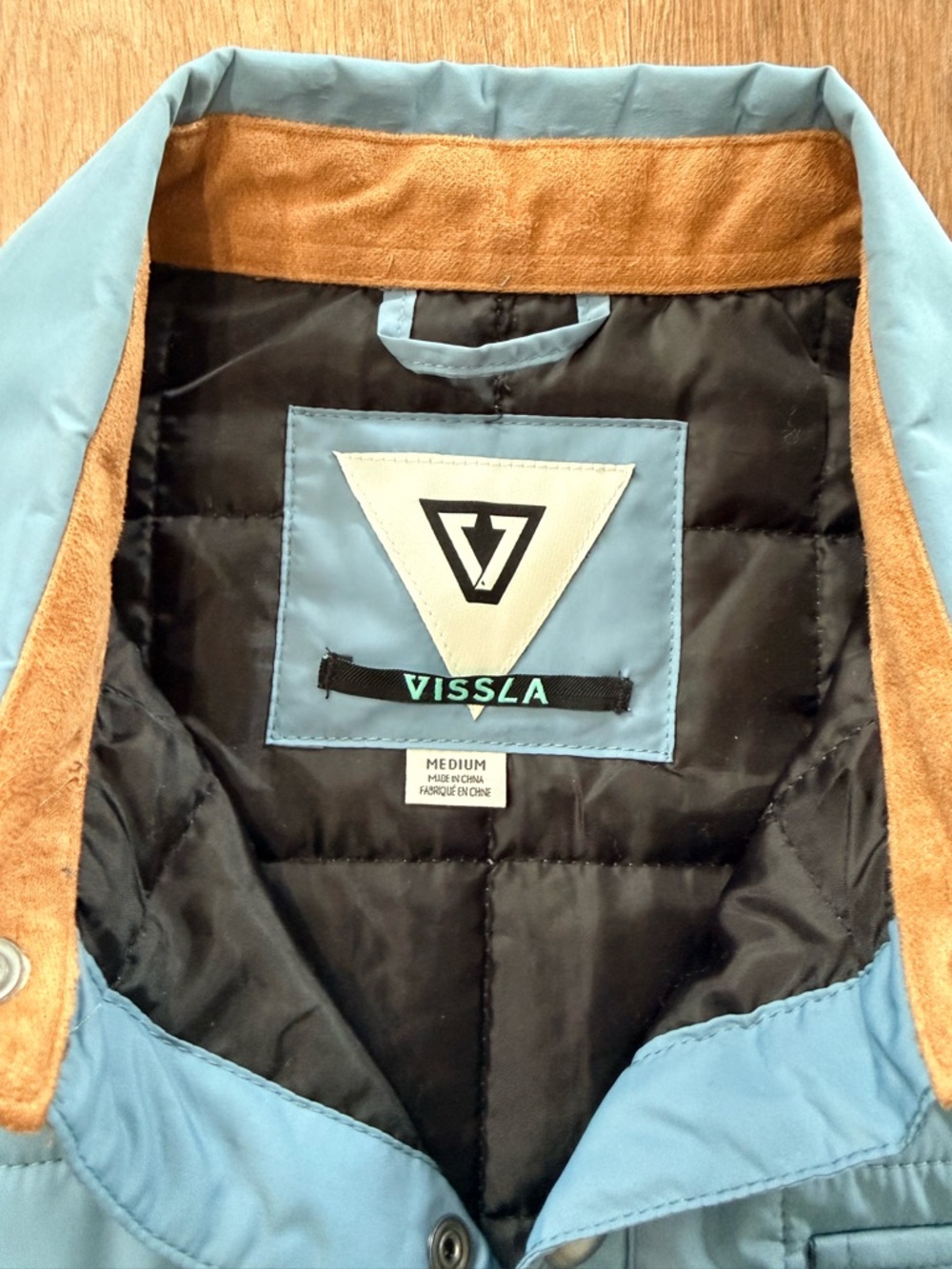 VISSLA Light Blue Quilted Shirt Jacket - Picture 2 of 3